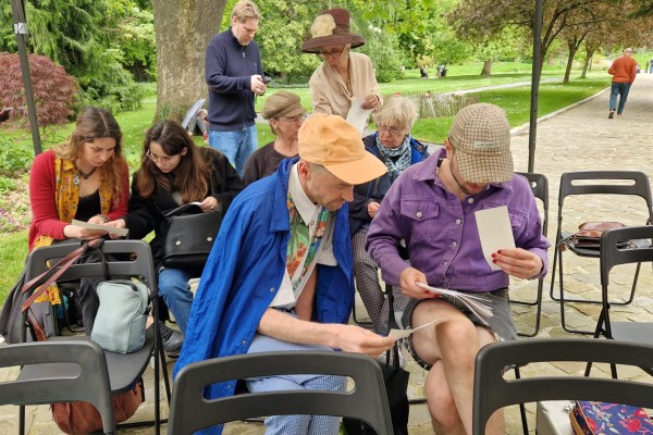 Deux poétesses belges dans le Jardin Jean-Felix Hap