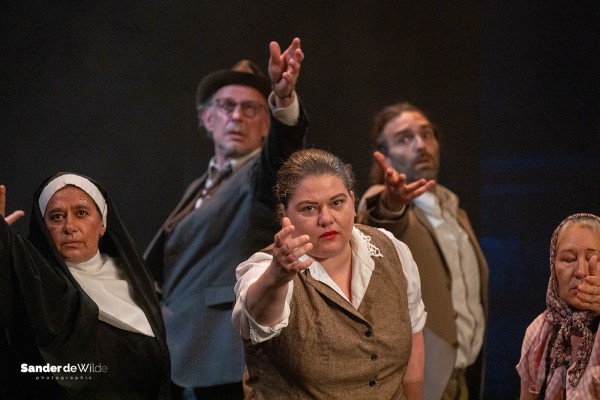 Spectacle: Etterbeek 40-45