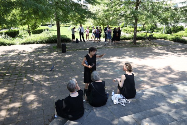 Performance Danse “Résistance” devant le buste de Louis Schmidt