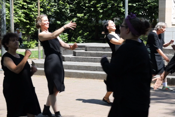 Performance Danse “Résistance” devant le buste de Louis Schmidt